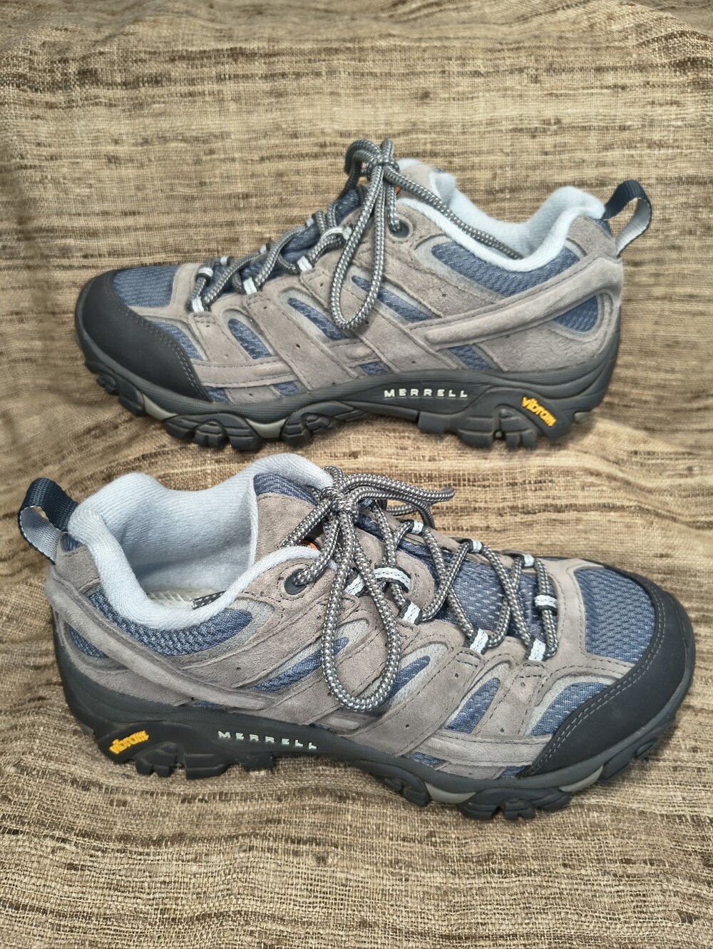 Merrell Women's Moab 2 Ventilator Hiking Shoes US 8 / EU 38.5